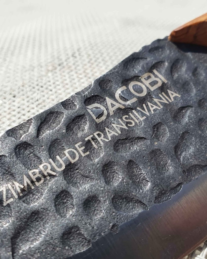 Spersonalizowane prezenty dla mężczyzn, wiadomość wygrawerowana laserem na ostrzu tasaka DACOBI